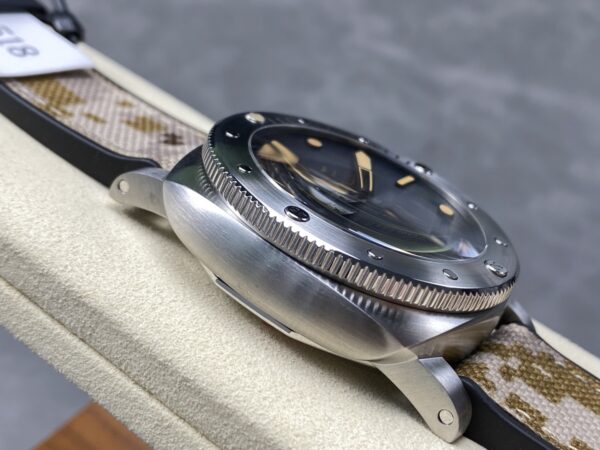 Panerai Submersible Panerai PAM1518 44mm 1:1 Best Clone VS Factory